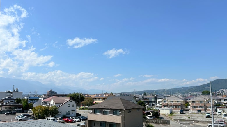 甲府から見た午前の空