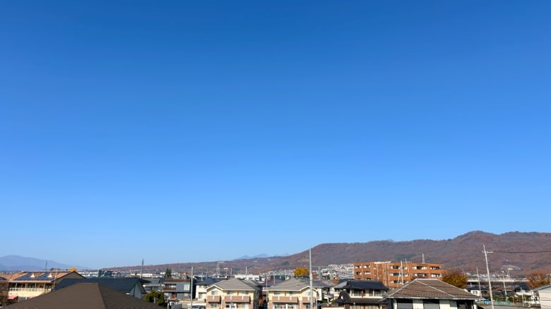 北杜市方面上空