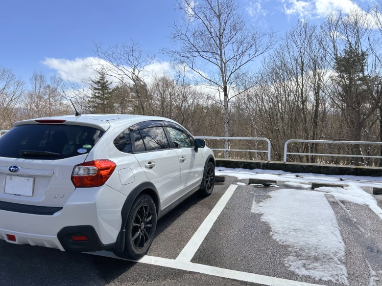 美し森案内所駐車場